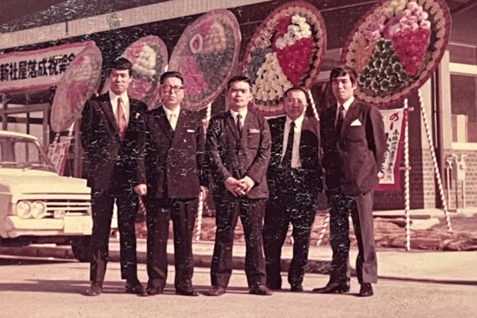 沼津卸団地に本社を構える